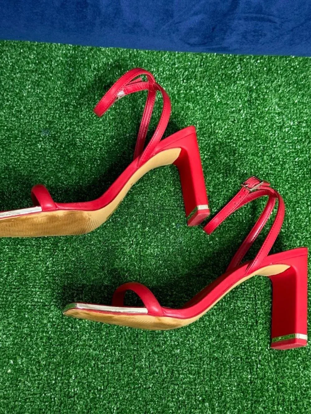 ALDO Red Strappy Leather Sandals Slim Block Heel Square Toe Gold Trim Size 7.5